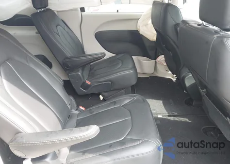 2020 Chrysler Pacifica Touring L из США, поврежденный, VIN 2C4RC1BG6LR120961